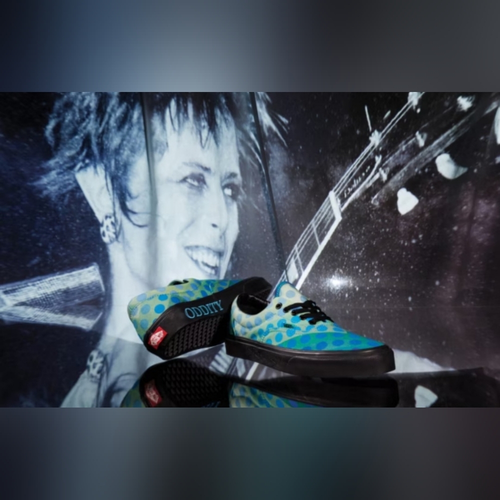 Vans X David Bowie "Space Oddity" Era - Picture 2 of 16
